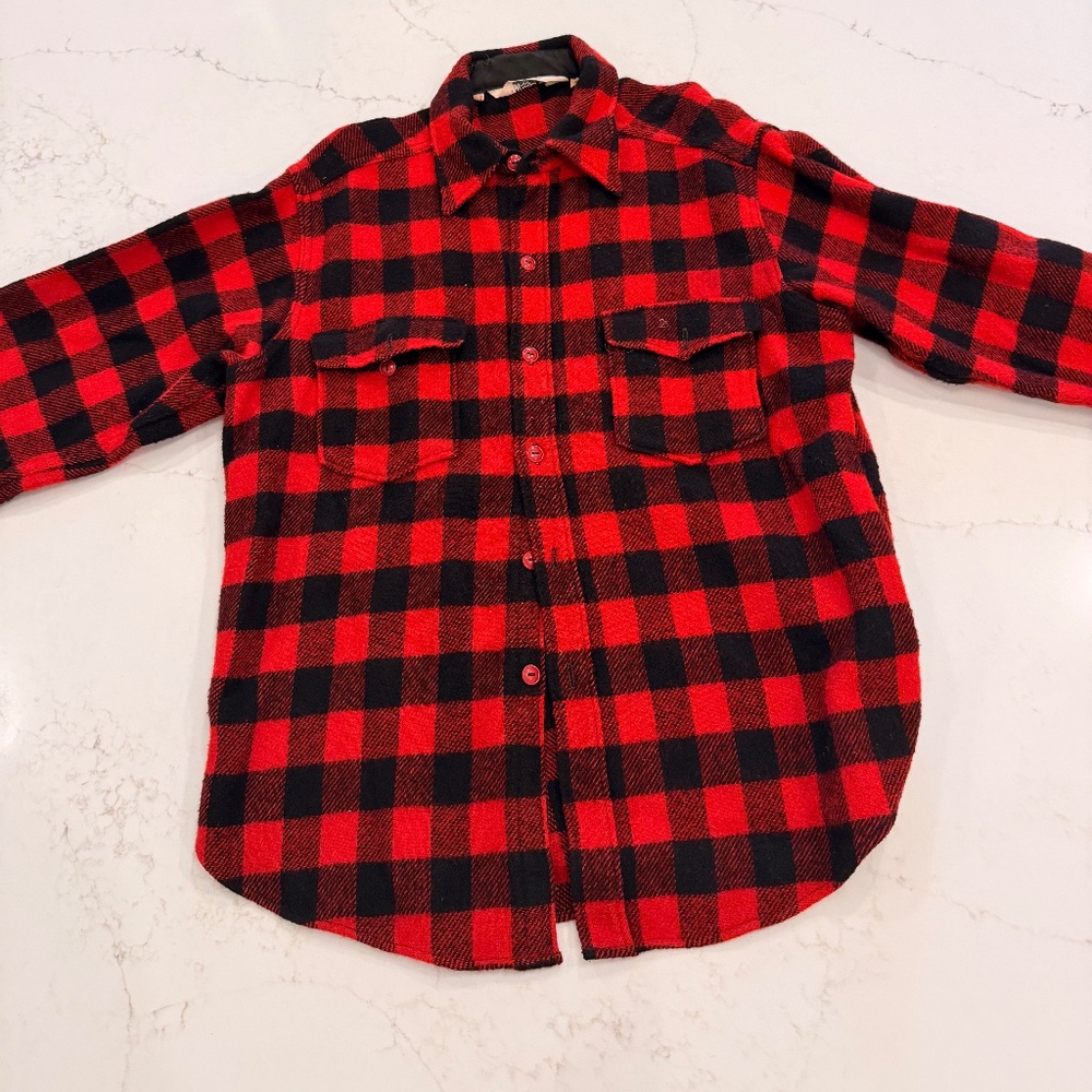 Vintage Woolrich Buffalo Plaid Wool Shirt XL  Red Black Button Front Men’s